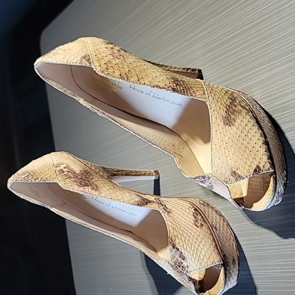House Of Harlow 1960 'Leigh' Natural Snakeskin Peep-Toe Heels Women's 36 (5.5)